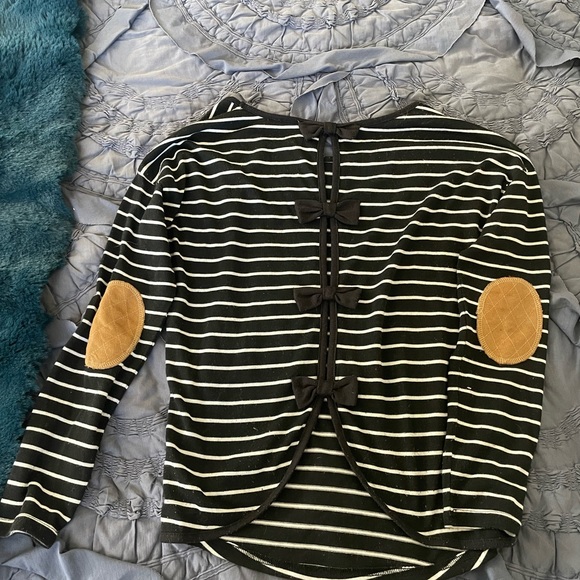 Cute striped sweater - Picture 3 of 3